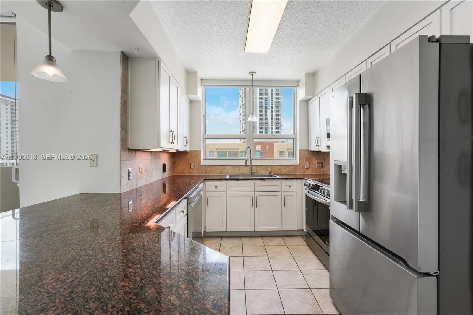 CITE CONDO - Residential