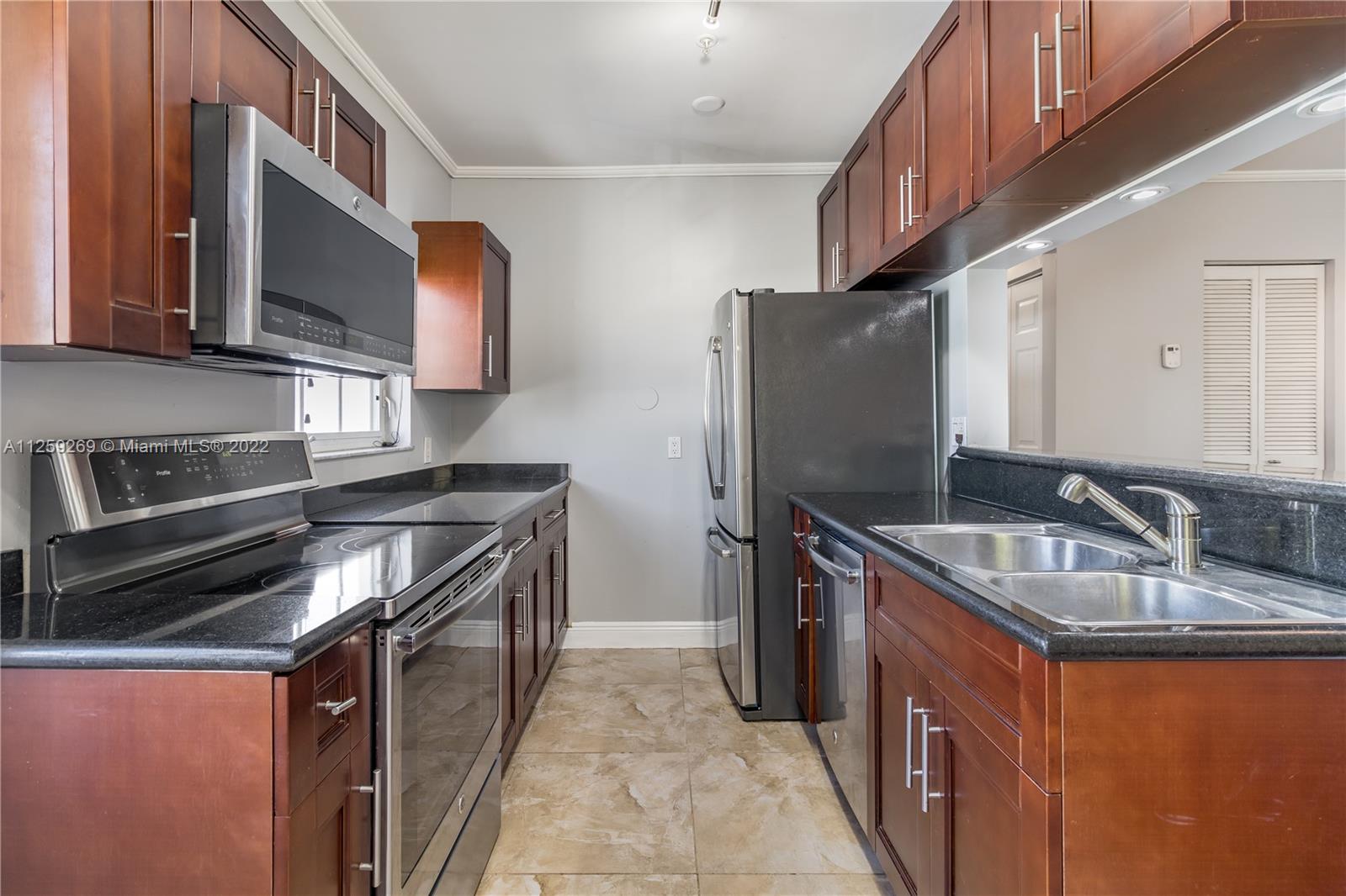 EUCLID 600 CONDO - Residential