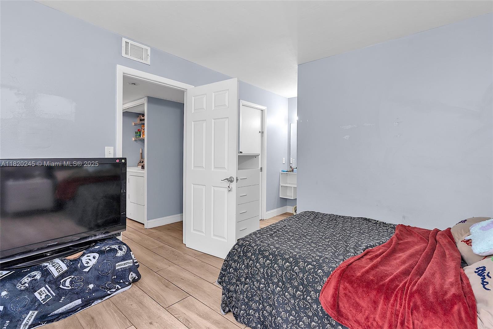 PALMS OF PEMBROKE CONDO - Residential