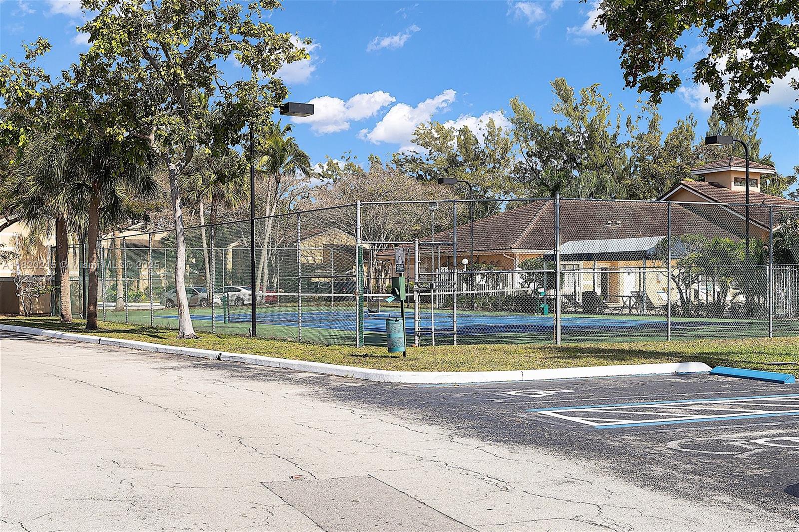 PALMS OF PEMBROKE CONDO - Residential