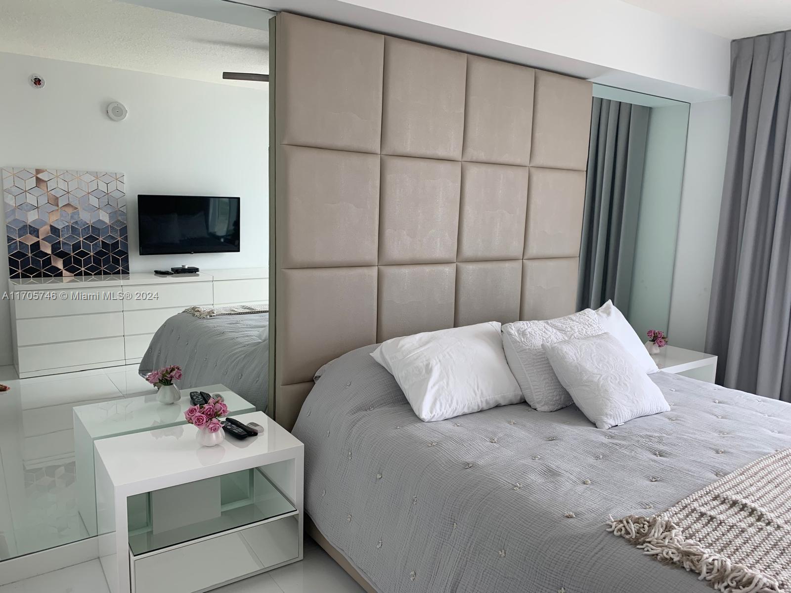 PARQUE TOWERS CONDO - Residential