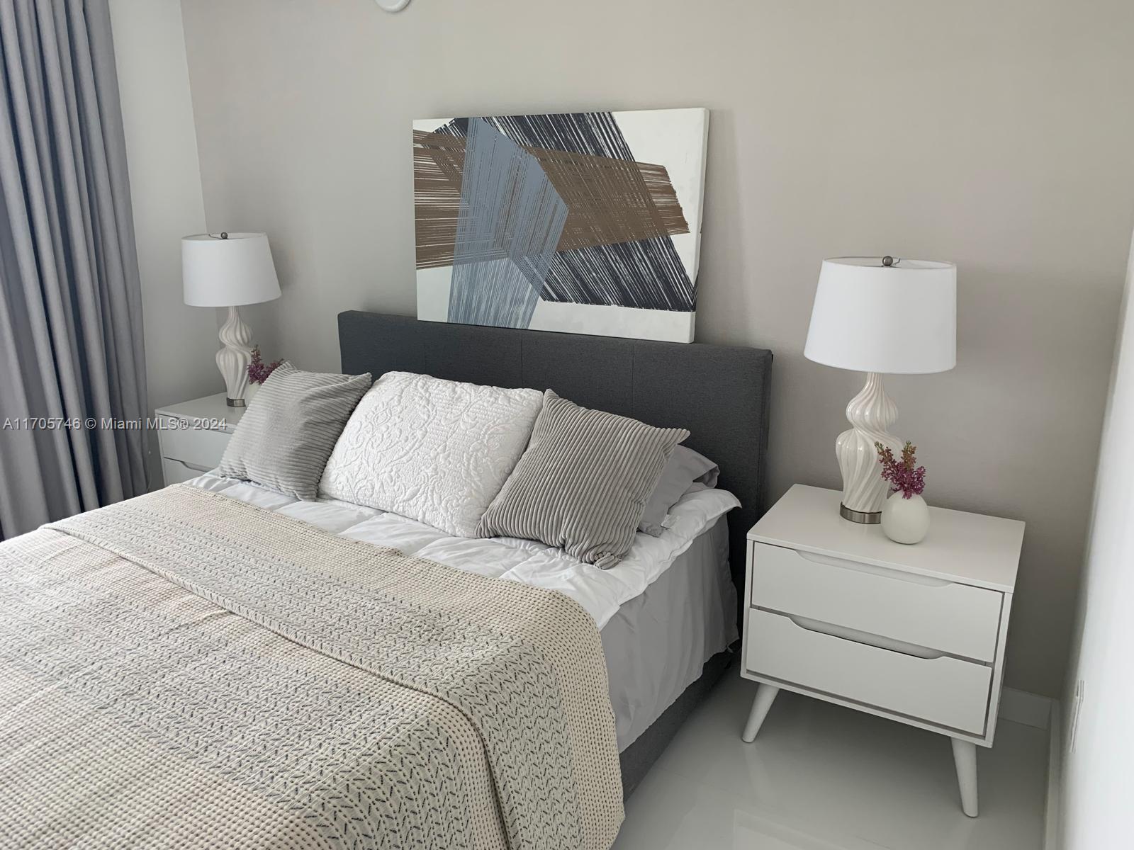 PARQUE TOWERS CONDO - Residential