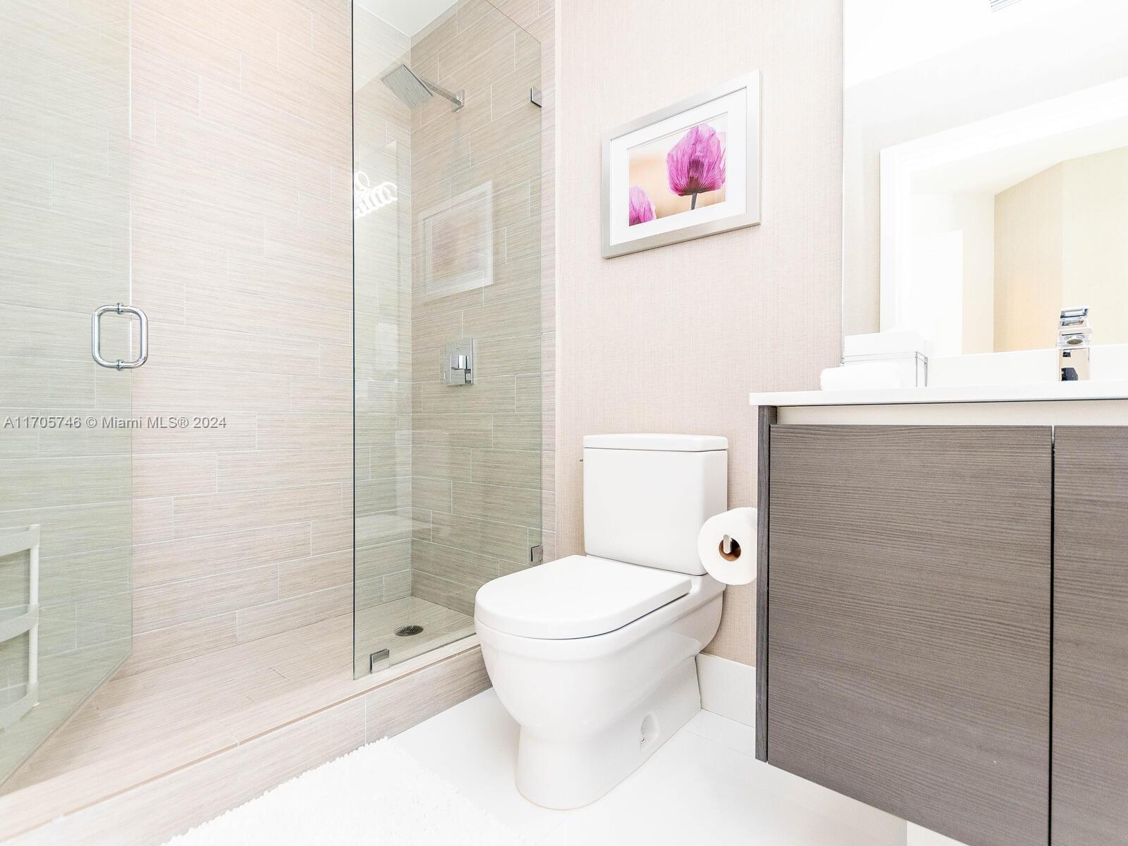 PARQUE TOWERS CONDO - Residential