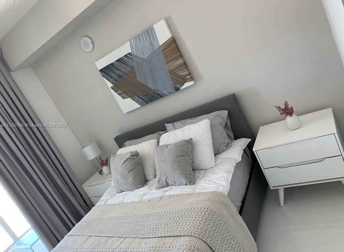 PARQUE TOWERS CONDO - Residential