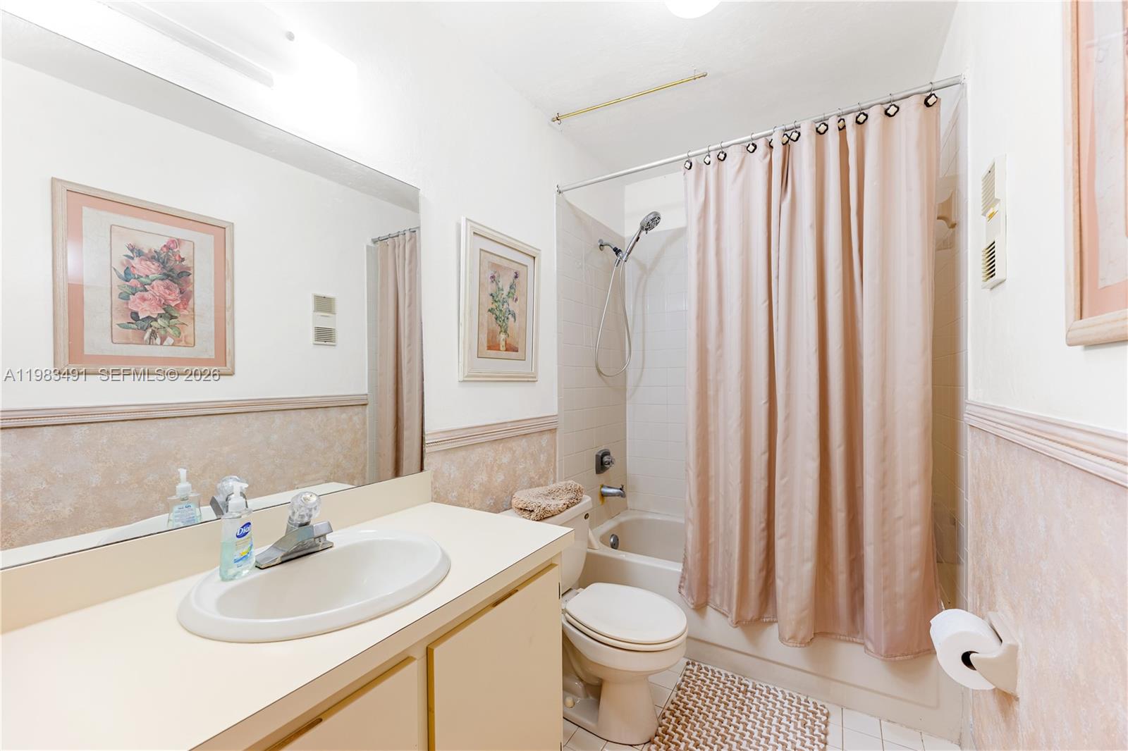 EDGEWATER PARK - Residential