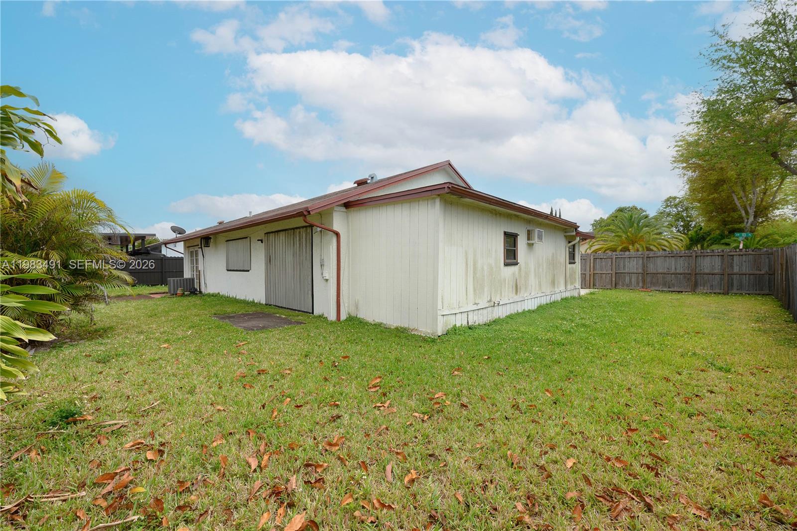 EDGEWATER PARK - Residential