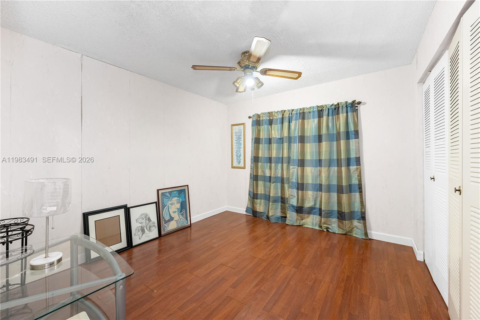 EDGEWATER PARK - Residential