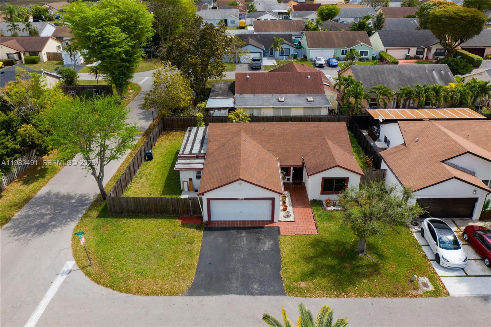 EDGEWATER PARK - Residential