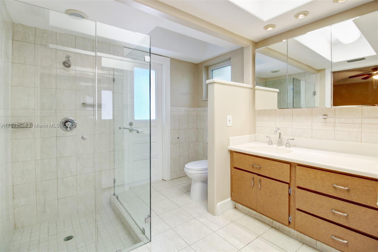 LAKEVIEW ESTATES SEC 1 RE - Residential