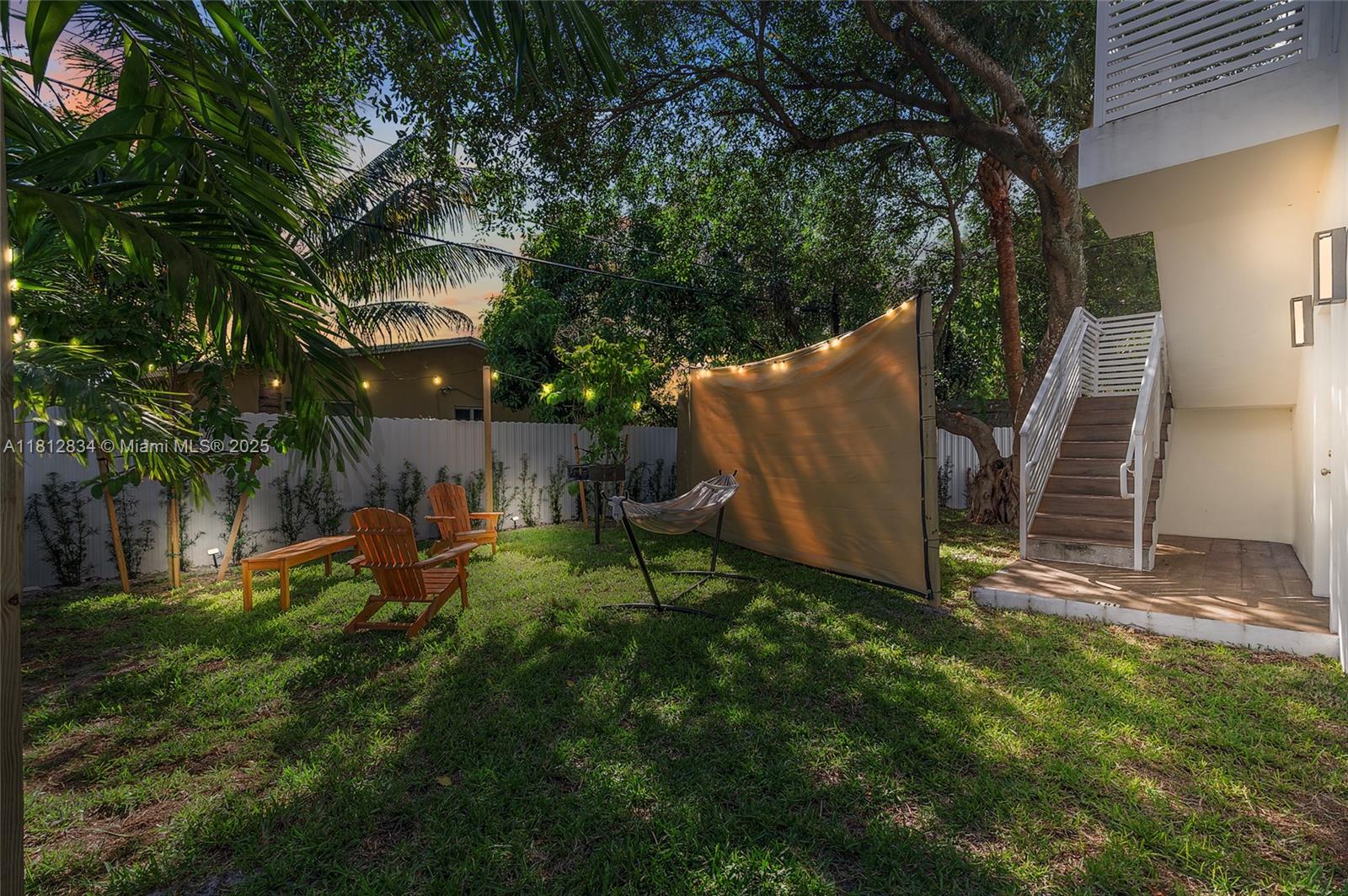 RIVERSIDE PARK - Residential Income