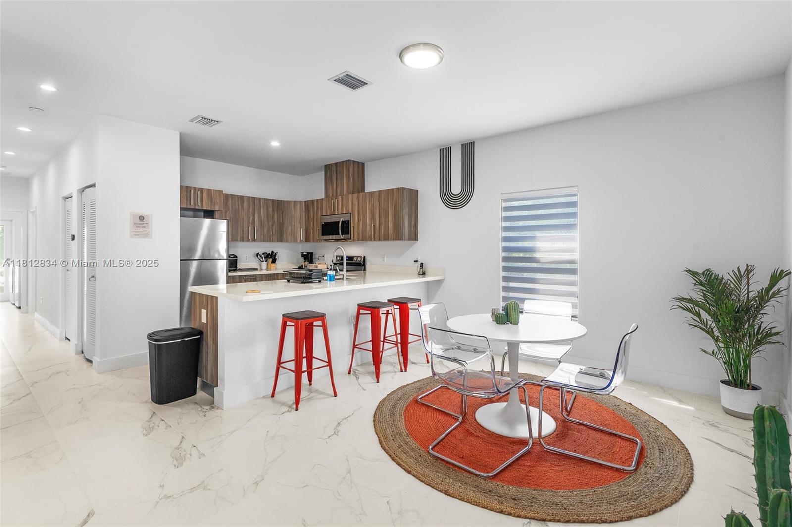 RIVERSIDE PARK - Residential Income