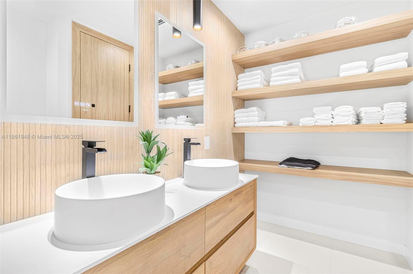 OMNI ESTATES 2ND ADDN - Residential