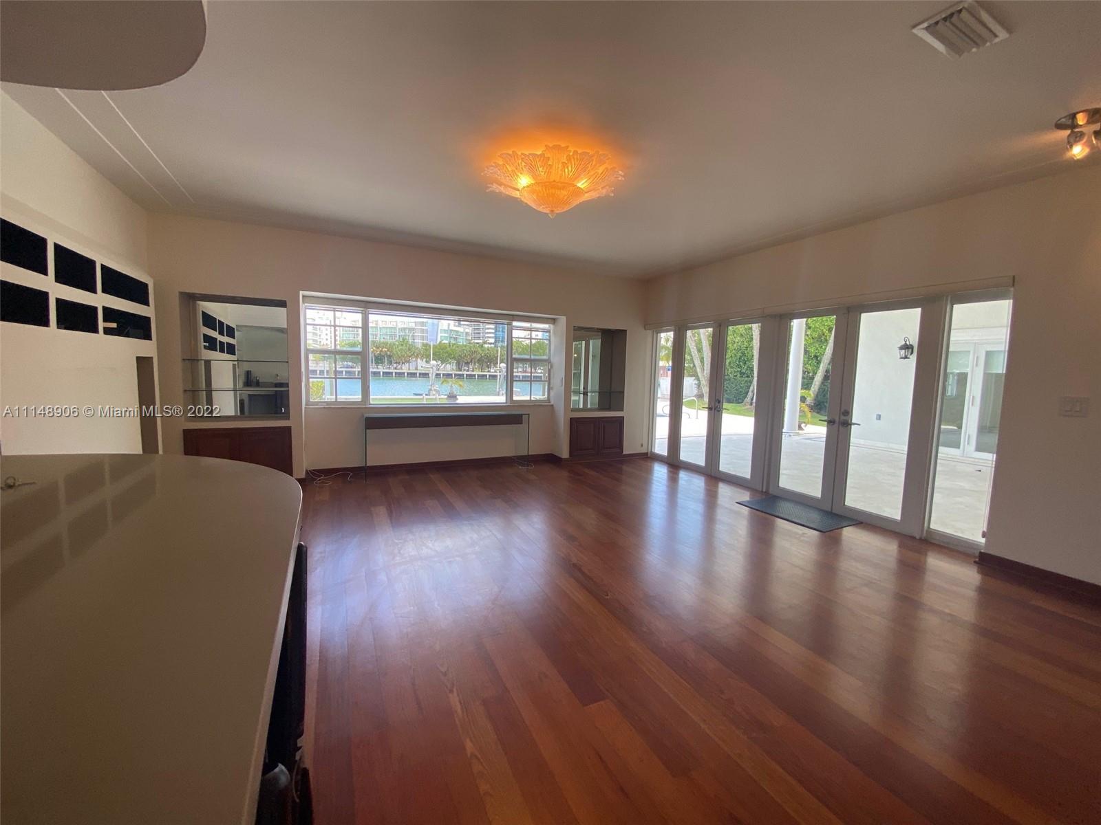 INDIAN CREEK SUB - Residential