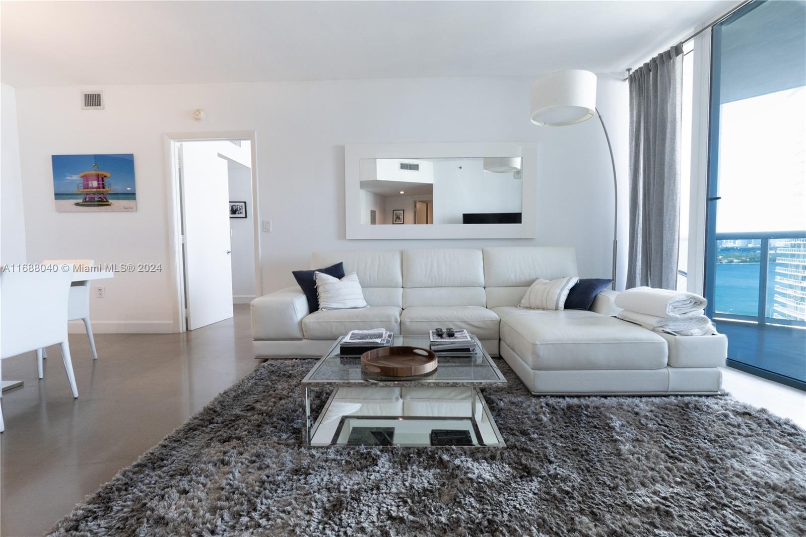 400 Alton Rd 1709, Miami Beach, Miami-Dade County, Florida - 2 Bedrooms  
2 Bathrooms - 