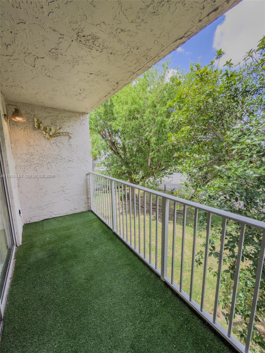 SUMMIT CHASE CONDO - Residential Lease