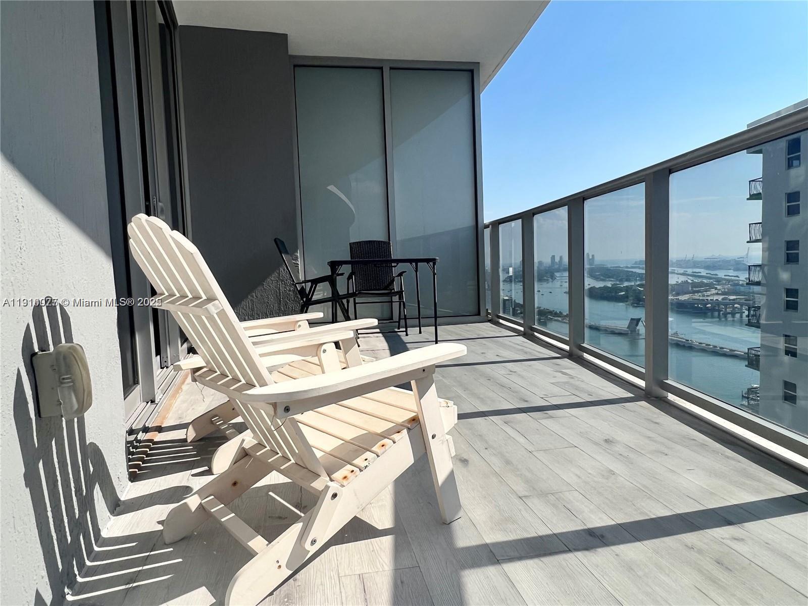 ARIA ON THE BAY CONDO - Residential Lease