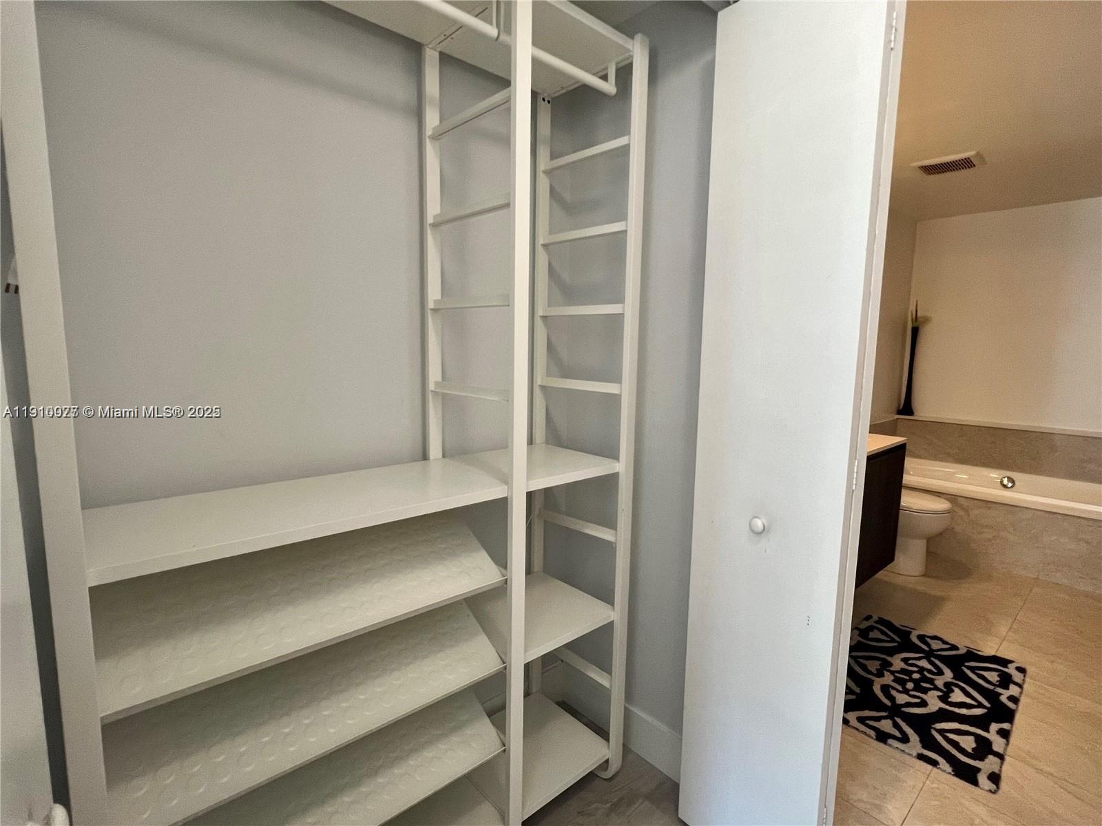 ARIA ON THE BAY CONDO - Residential Lease