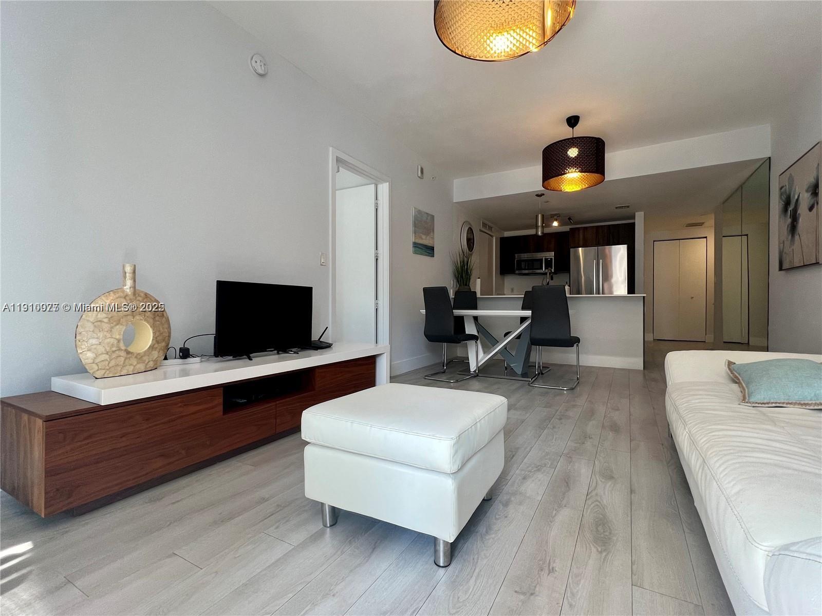 ARIA ON THE BAY CONDO - Residential Lease