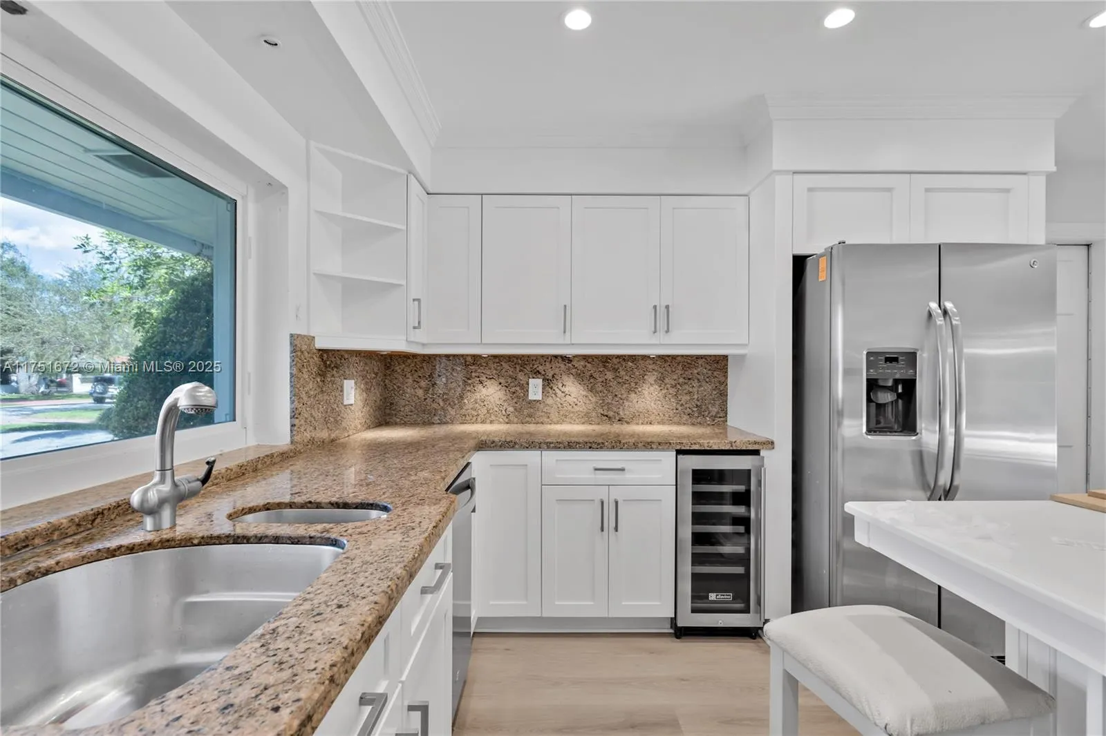 Coral Gables, Florida 33146, United States, 3 Bedrooms Bedrooms, ,3 BathroomsBathrooms,Residential,Active,76930