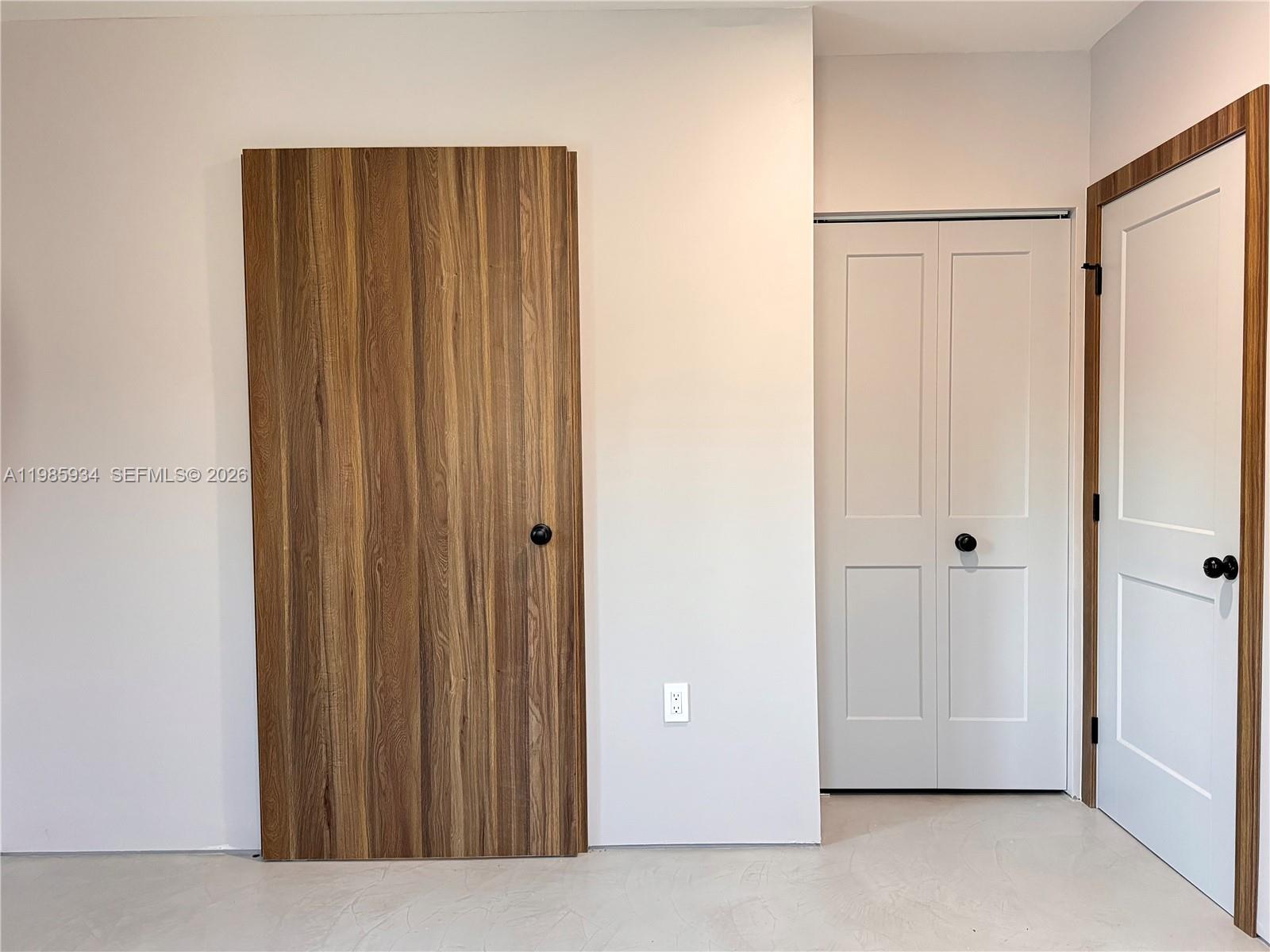 EL PORTAL - Residential Lease