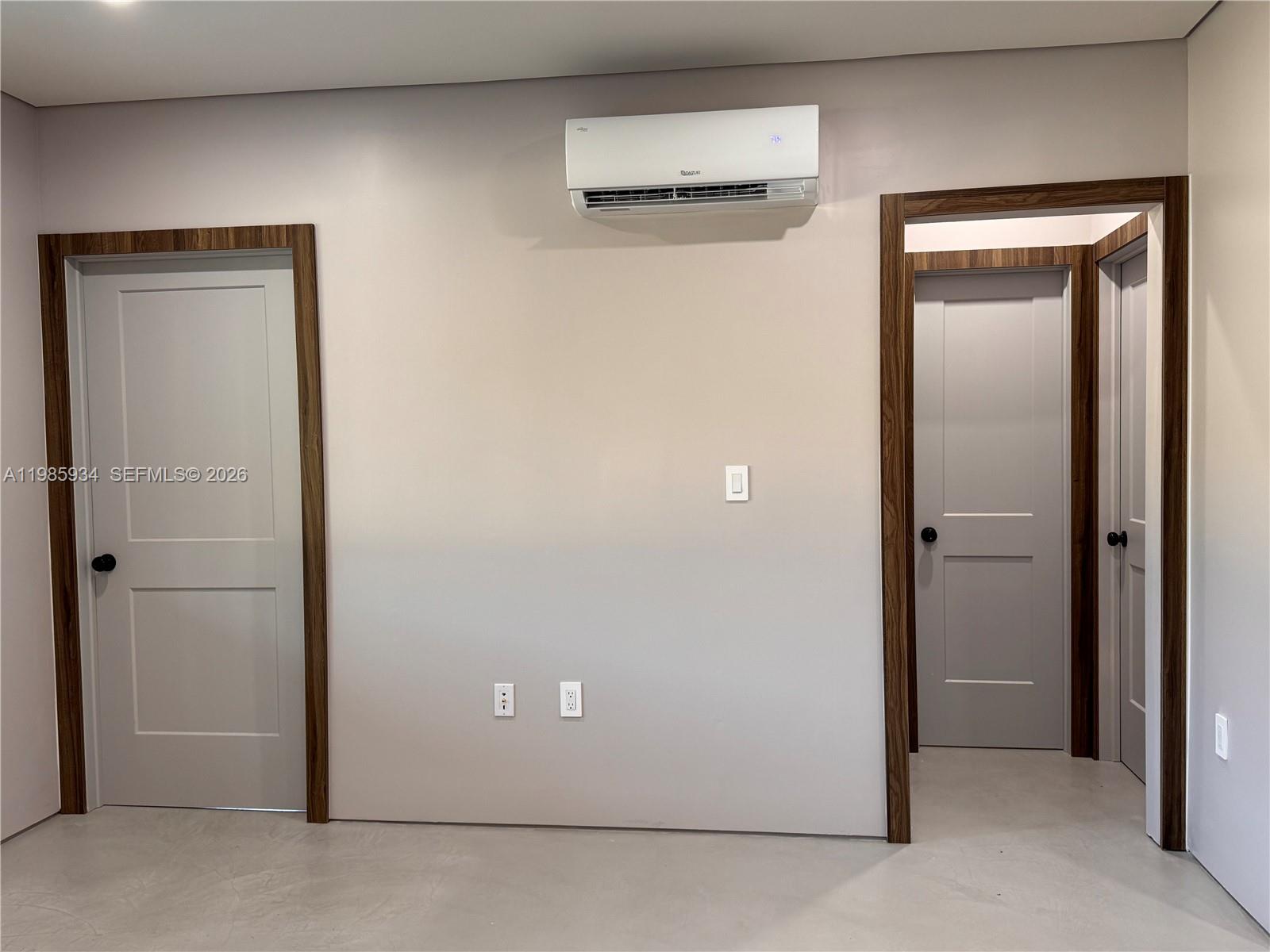 EL PORTAL - Residential Lease