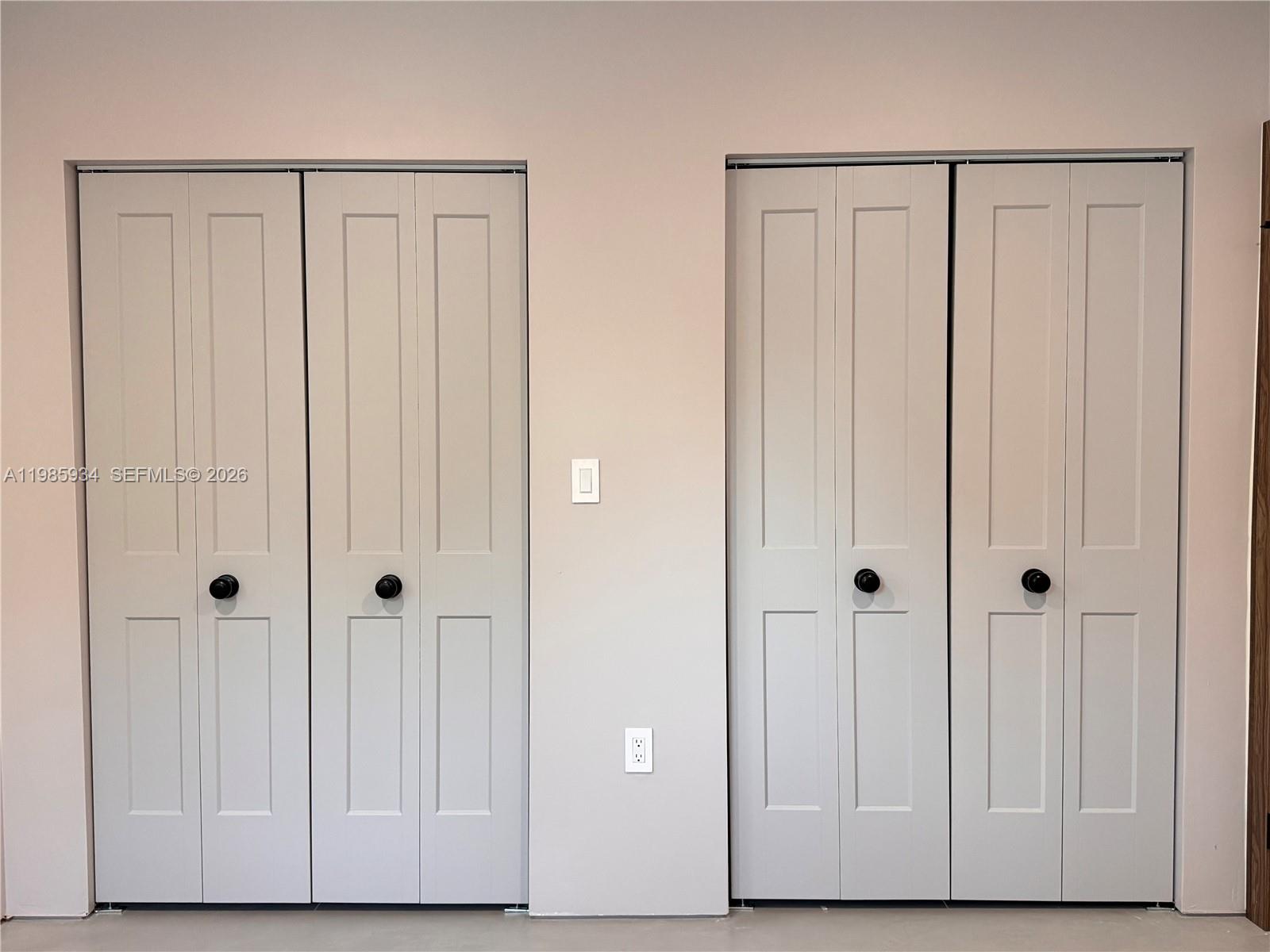 EL PORTAL - Residential Lease