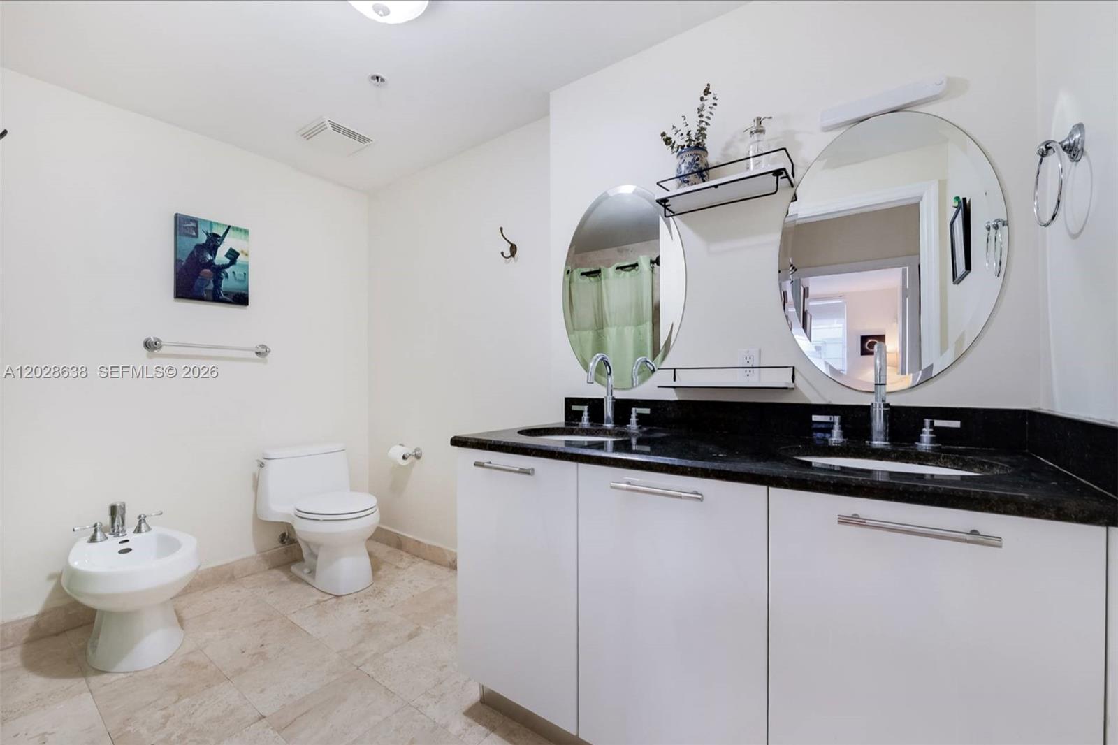 LOFTS AT MAYFAIR CONDO - Residential