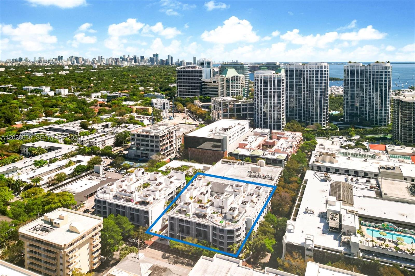 LOFTS AT MAYFAIR CONDO - Residential