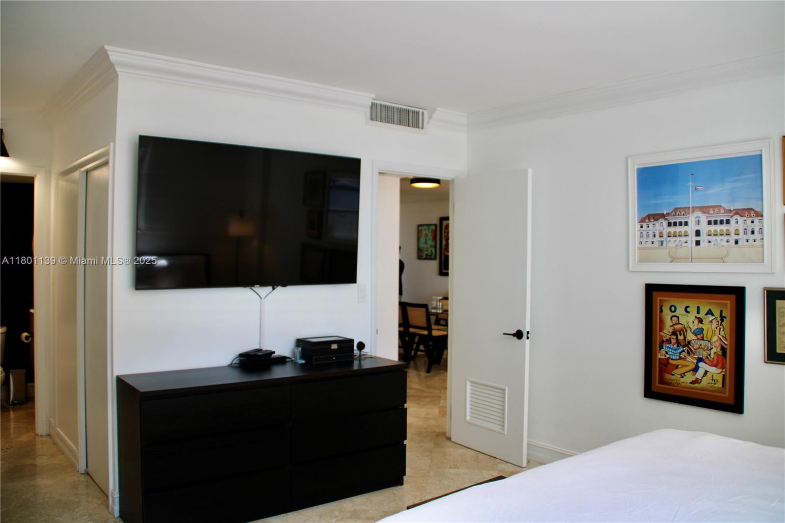 GABLES WATERWAY TOWERS CO - Residential