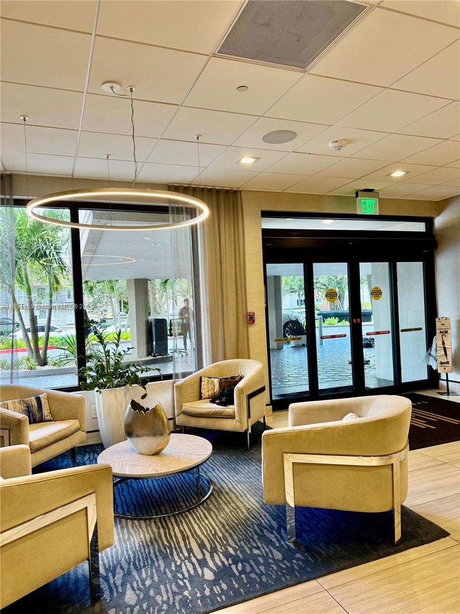 GABLES WATERWAY TOWERS CO - Residential
