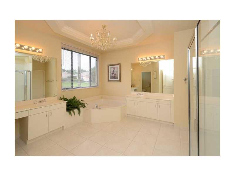 MONTCLAIRE-WHCC - Residential Lease
