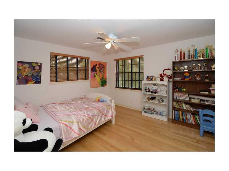 MONTCLAIRE-WHCC - Residential Lease