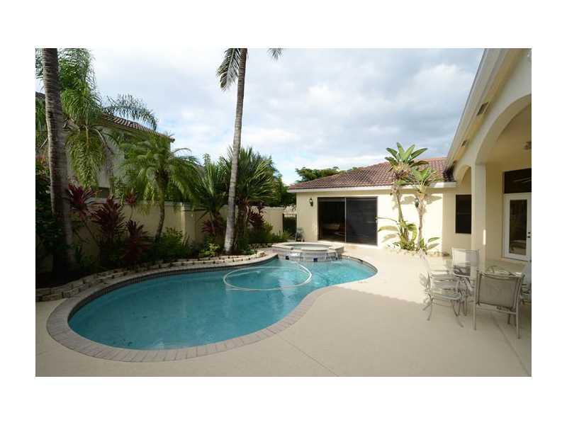 MONTCLAIRE-WHCC - Residential Lease