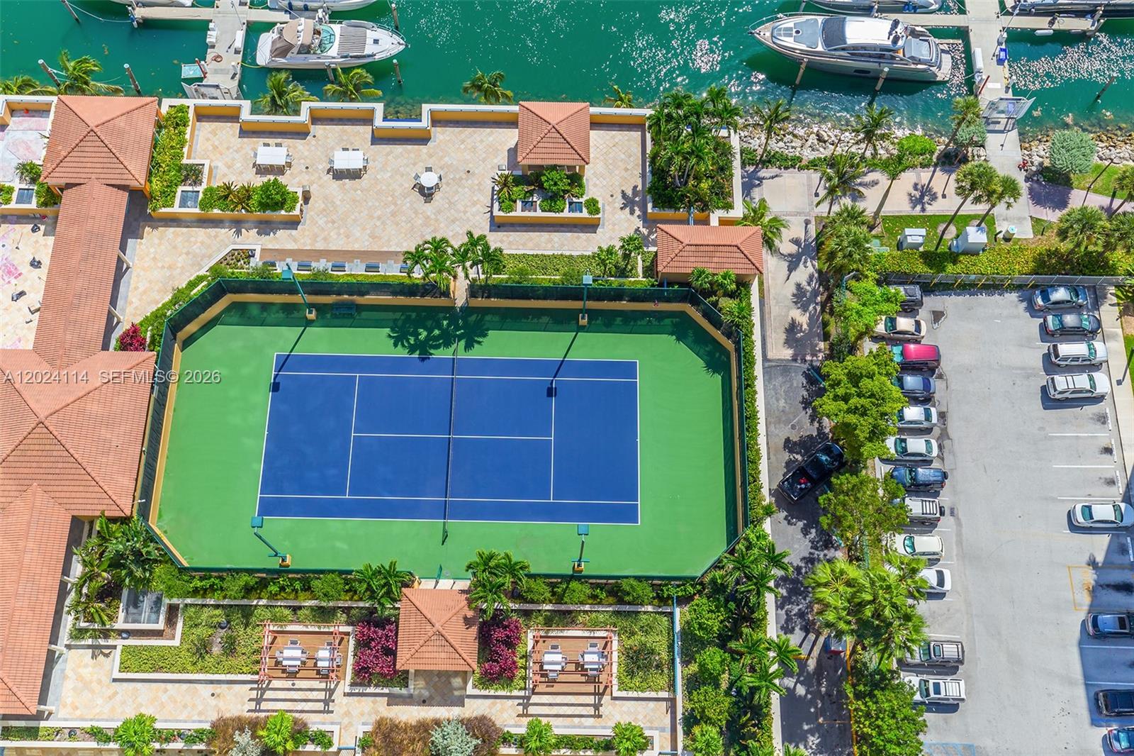 YACHT CLUB AT PORTOFINO C - Residential