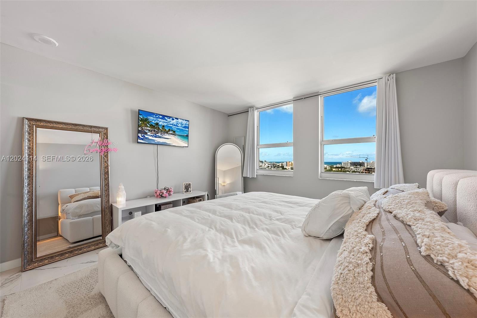 YACHT CLUB AT PORTOFINO C - Residential