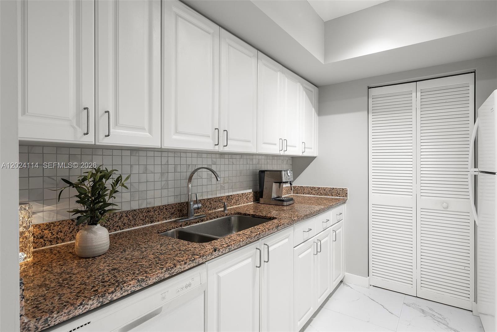 YACHT CLUB AT PORTOFINO C - Residential
