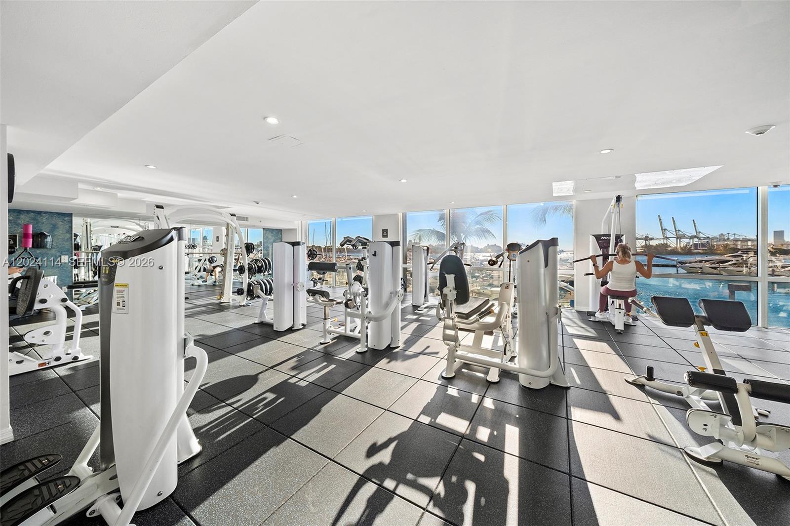 YACHT CLUB AT PORTOFINO C - Residential