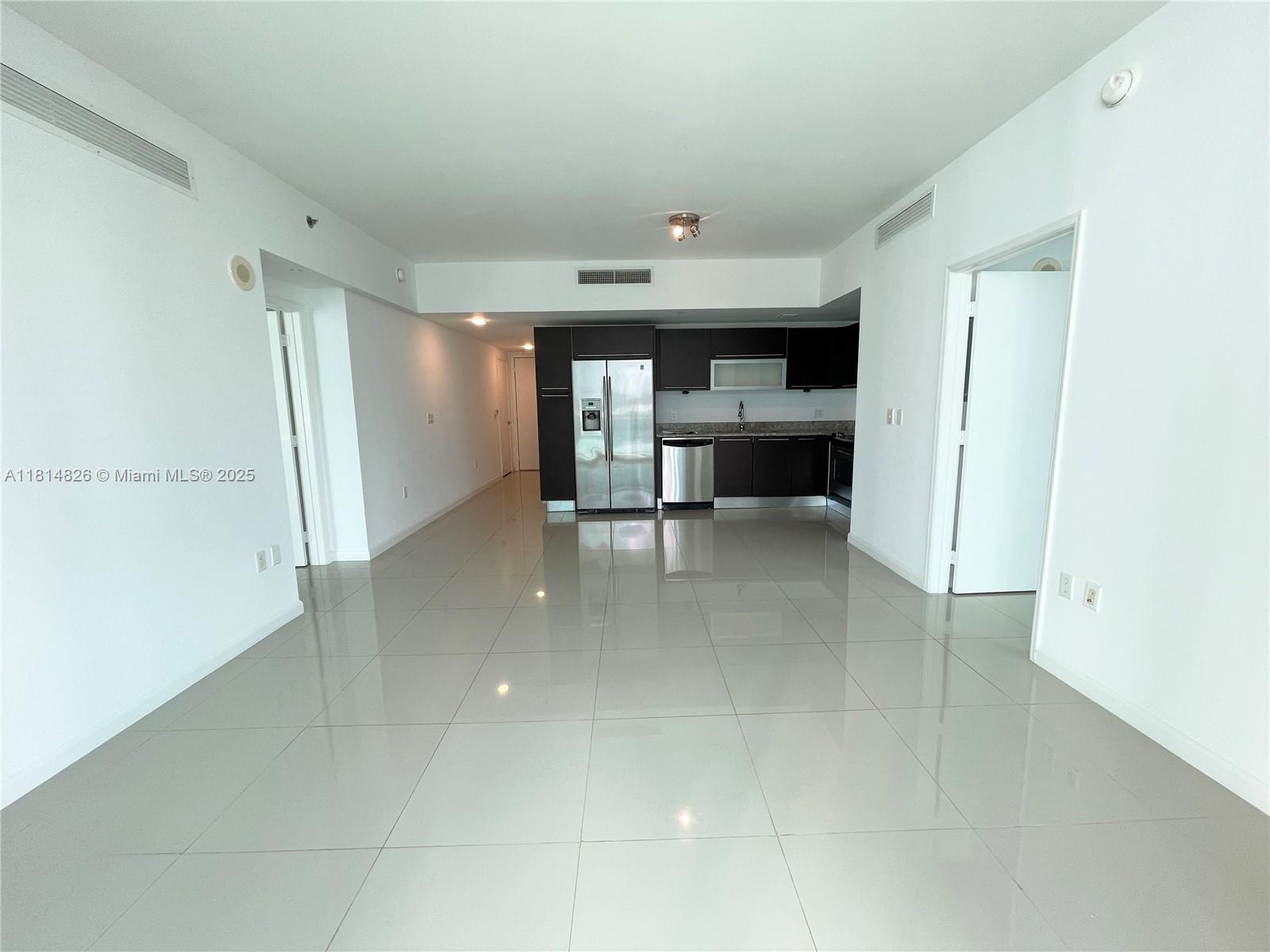 THE PLAZA 851 BRICKELL CO - Residential Lease