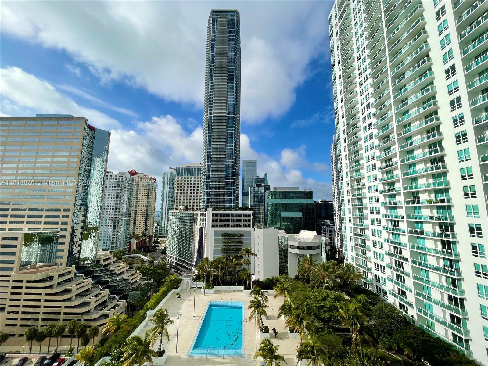 950 Brickell Bay Dr 1907, Miami, Broward County, Florida - 2 Bedrooms  
2 Bathrooms - 