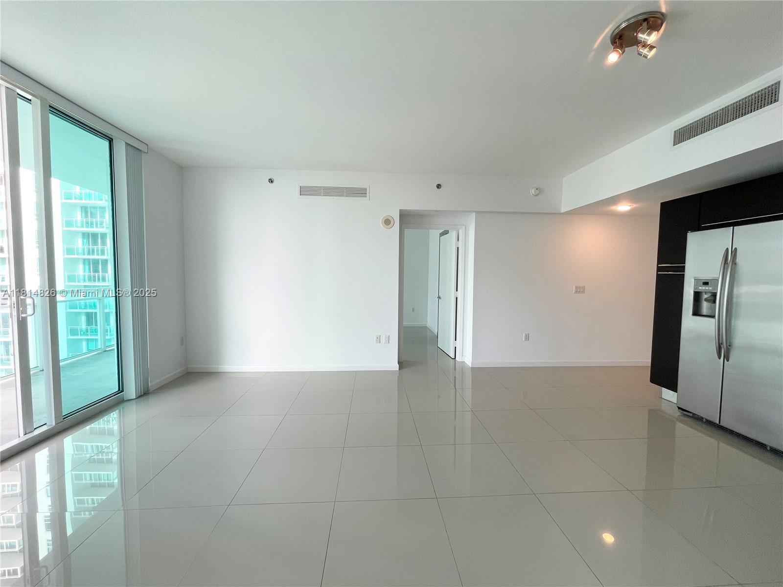 THE PLAZA 851 BRICKELL CO - Residential Lease