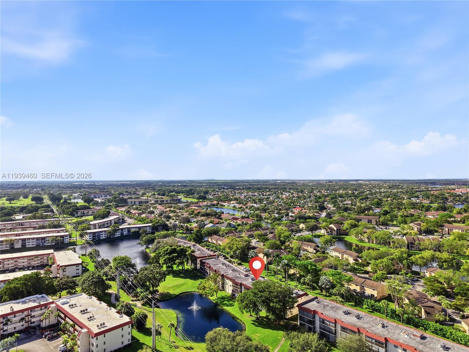 HOLLYBROOK GOLF AND - Residential