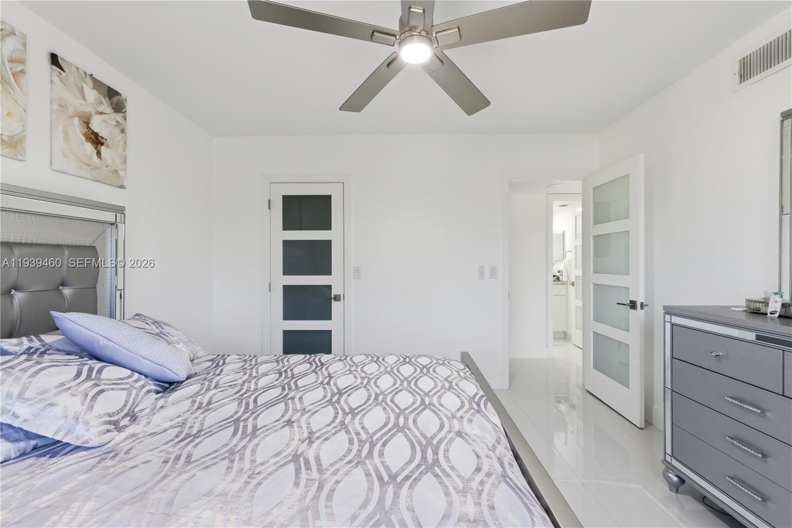 HOLLYBROOK GOLF AND - Residential