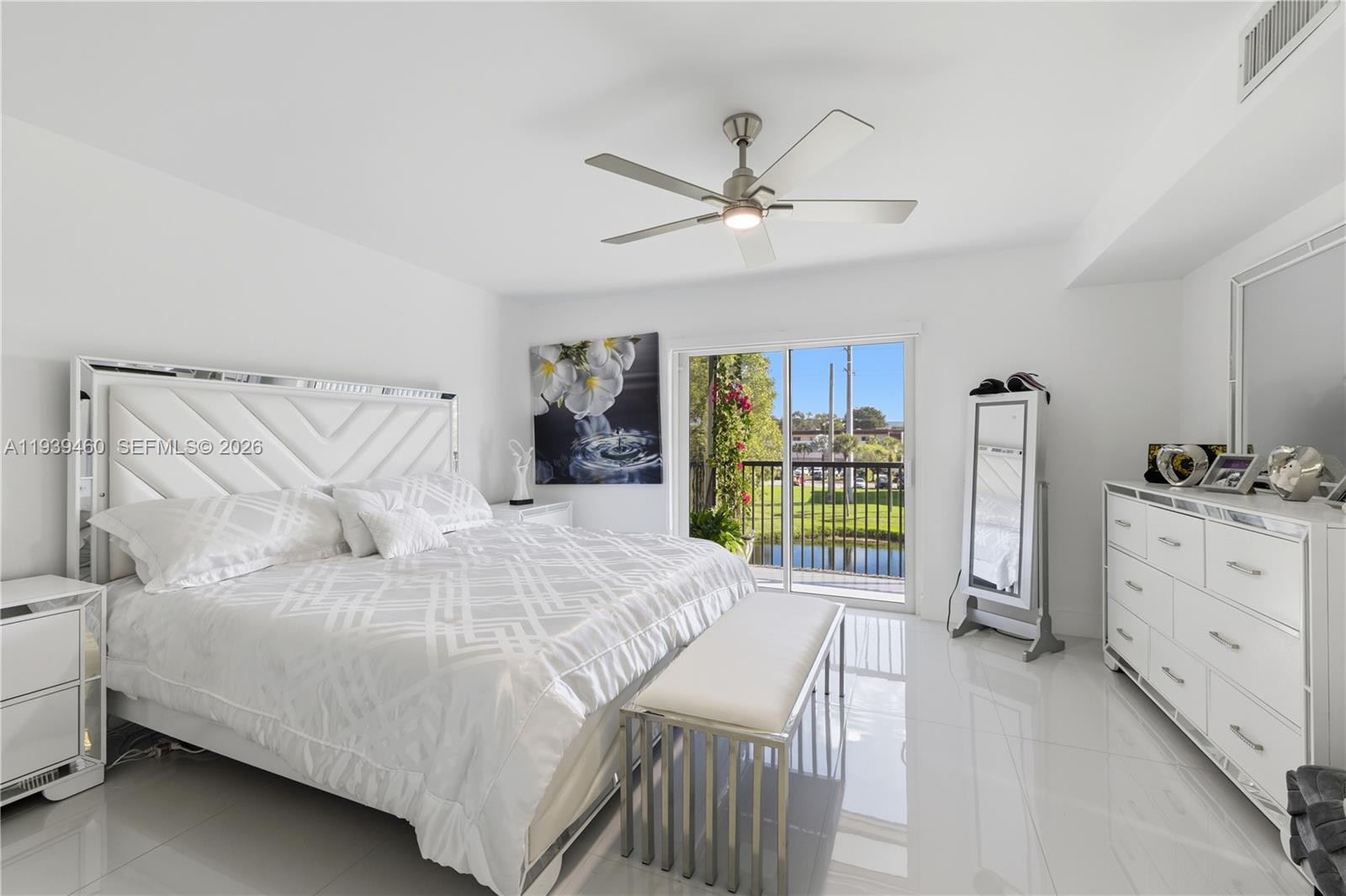 250 S Hollybrook Ter 306