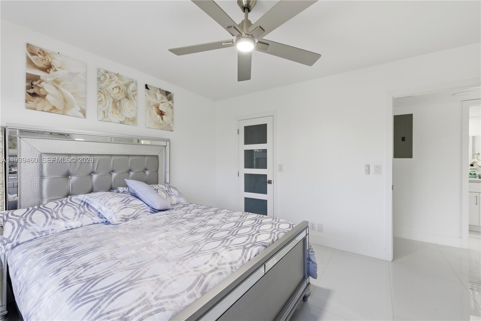 HOLLYBROOK GOLF AND - Residential