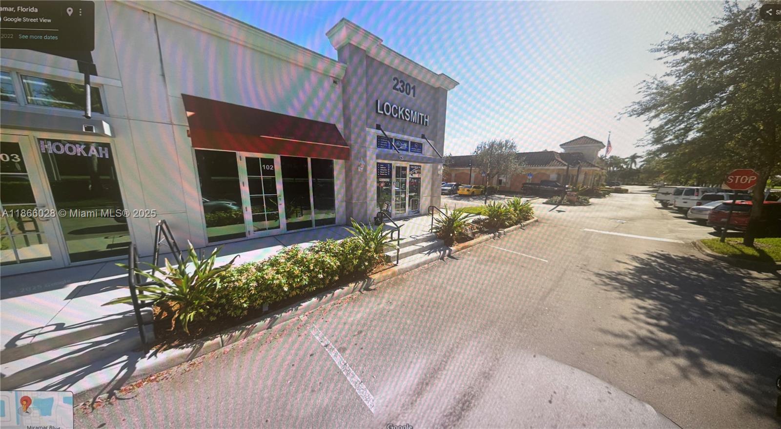 2301 Palm Ave 102