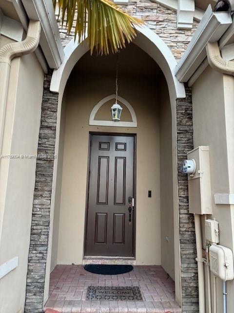 906 SW 153 CT