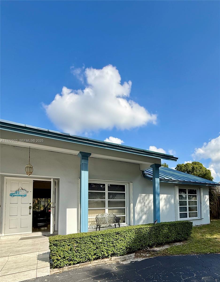 NEW ORLEANS VILLAS - Residential