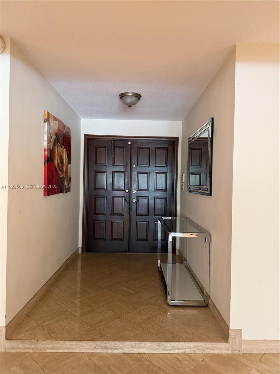 NEW ORLEANS VILLAS - Residential