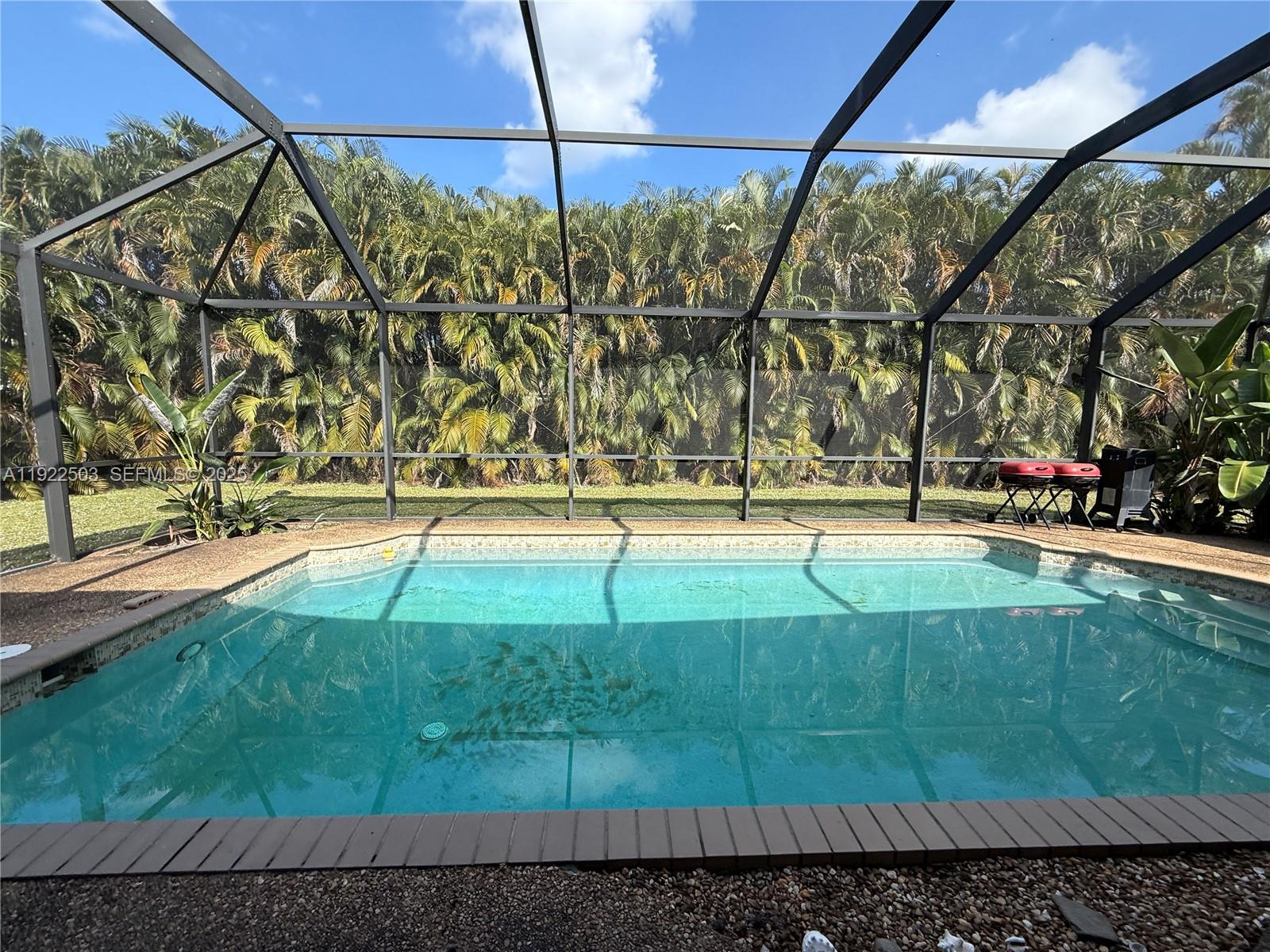 NEW ORLEANS VILLAS - Residential