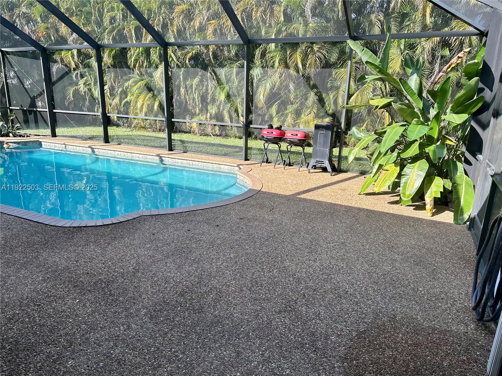 NEW ORLEANS VILLAS - Residential